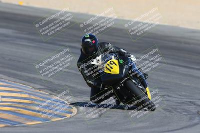 media/Nov-15-2024-CVMA Friday Practice (Fri) [[b142d29251]]/4-Group 4 and Trackday/Session 2 (Turn 10)/